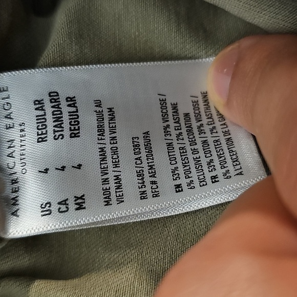 American Eagle Outfitters Size 4Camo Joggers - Picture 7 of 8